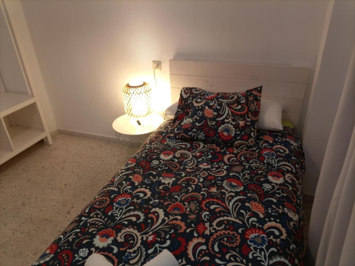 Apartamento playa de Levante La Línea de la Concepción Exterior foto